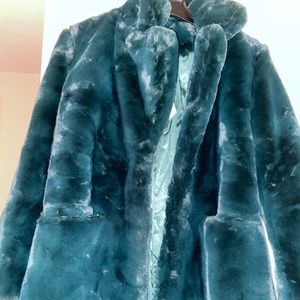 Appariss faux fur coat
